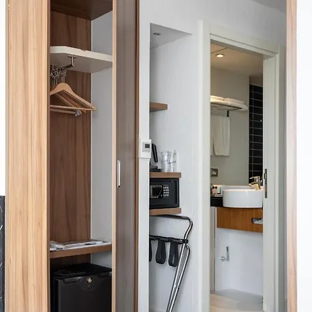 Hotel Nobel Palace 4*