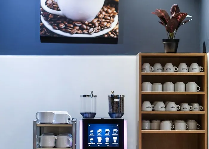 Nobel Palace מלון 4*